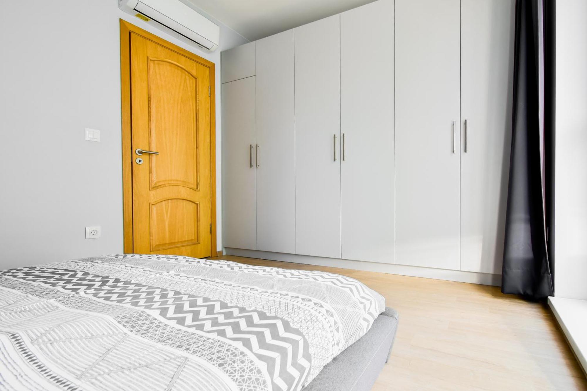 Downtown - Netflix - Ac - Next To Metro And Train Ваканционна къща